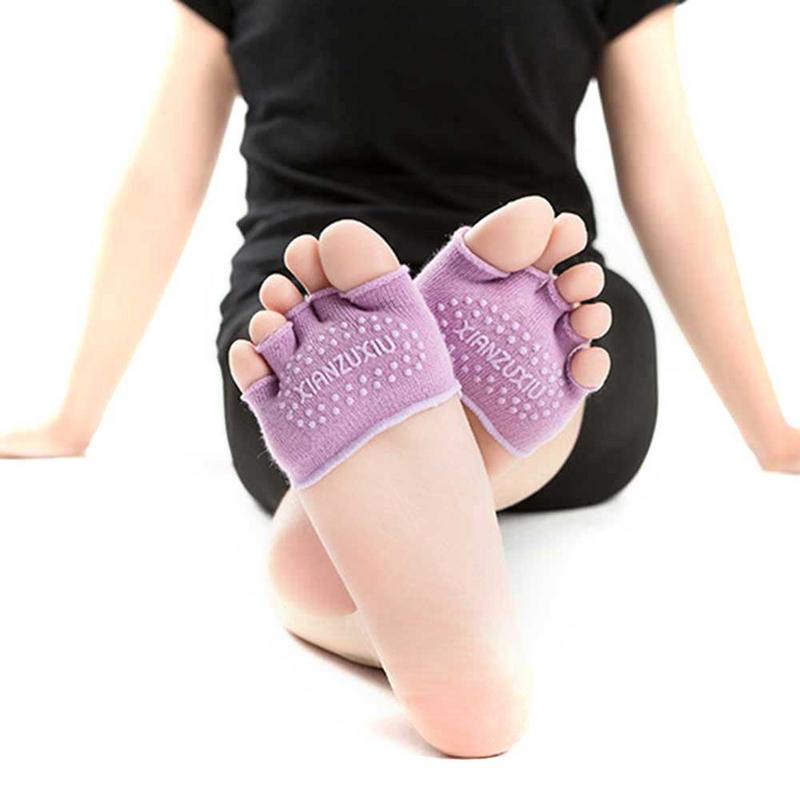 Finger-Separated Yoga Socks