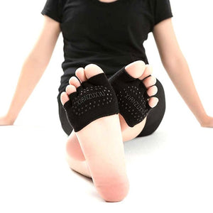 Finger-Separated Yoga Socks